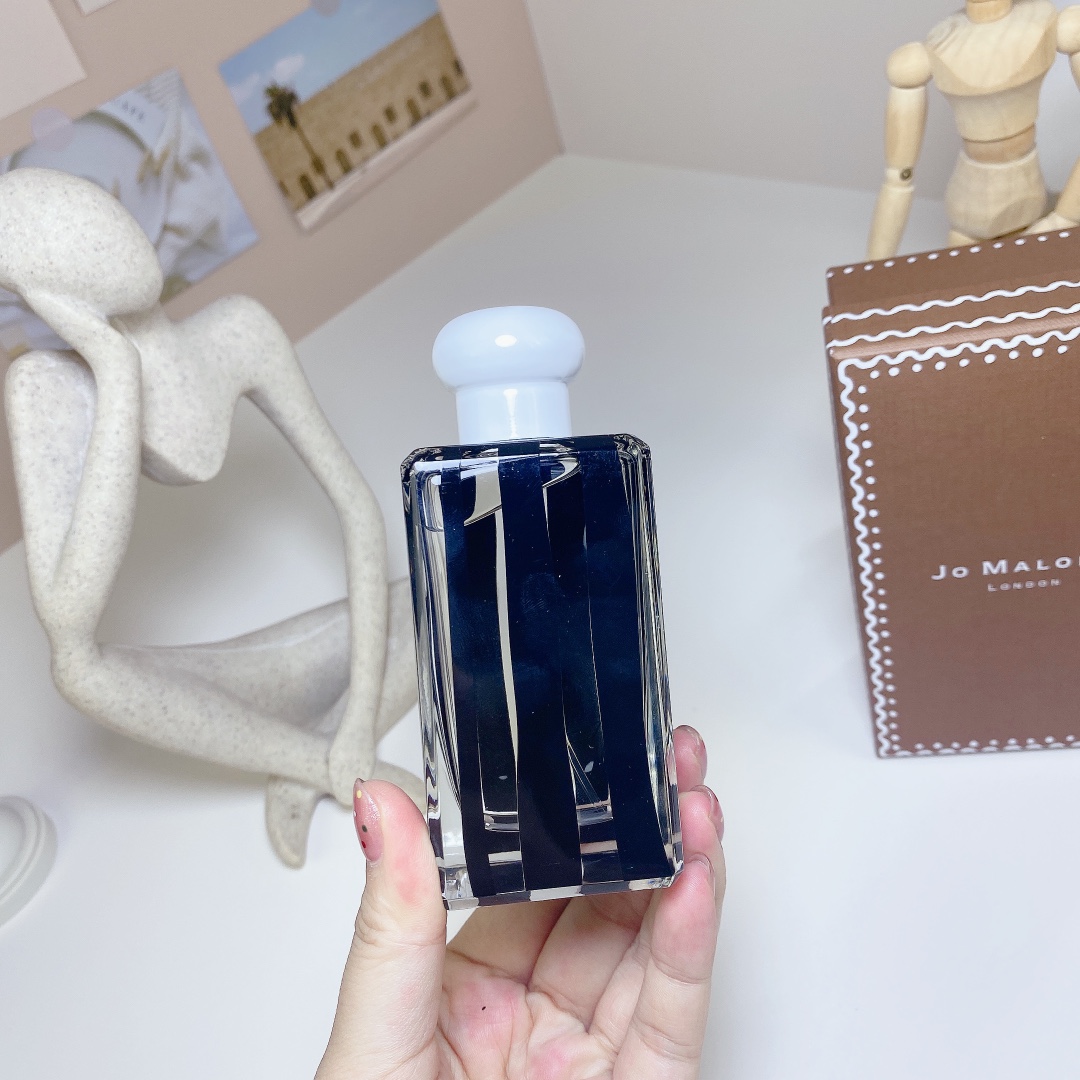 Jo Malone perfume